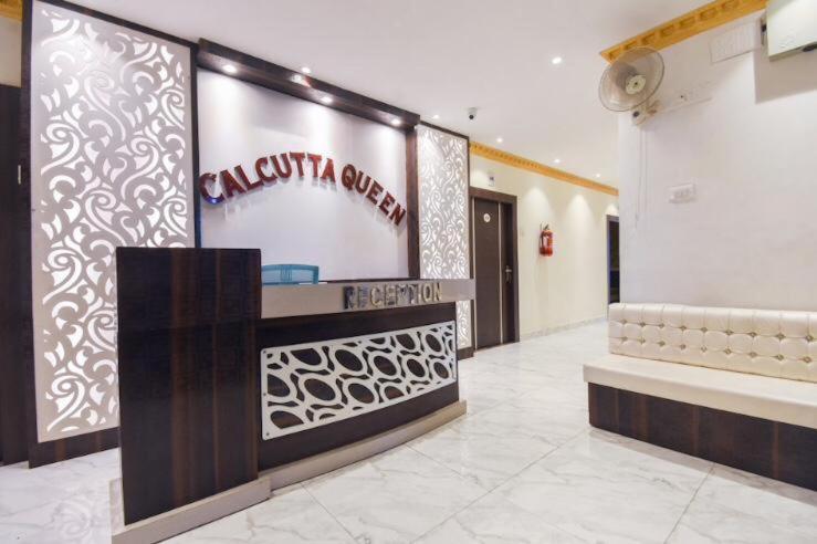 Calcutta Queen Buitenkant foto