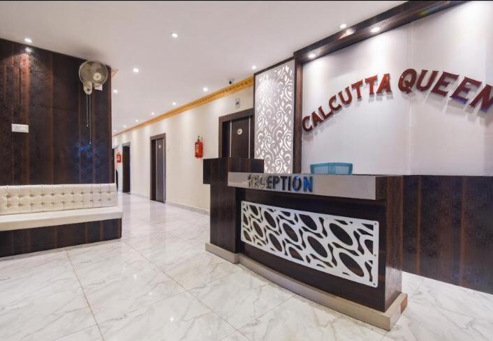 Calcutta Queen Buitenkant foto